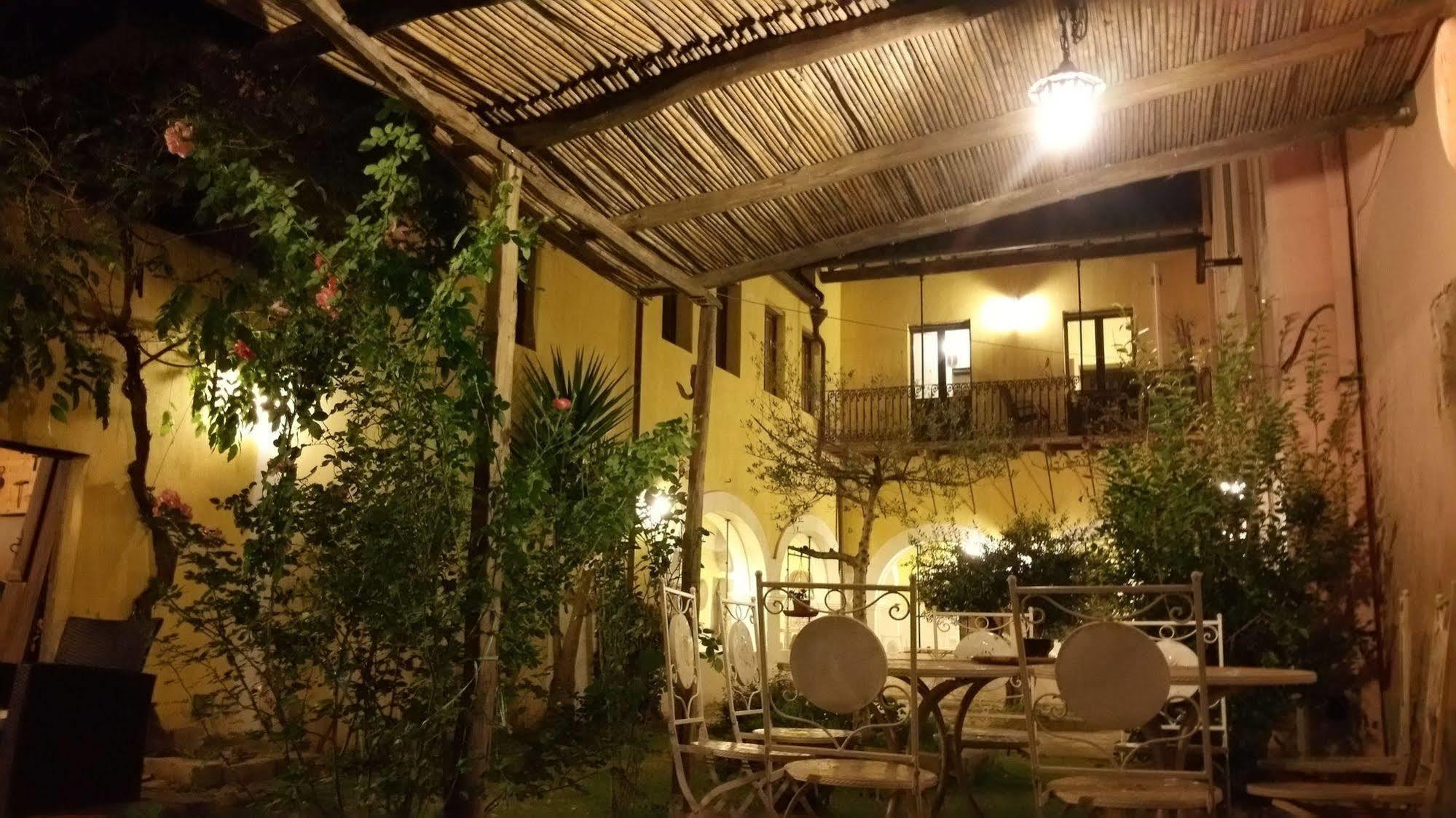 Casa Camboni-Dimora Storica Bed & Breakfast San Vito  Exterior photo