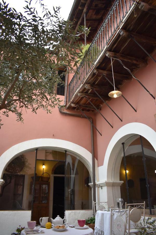 Casa Camboni-Dimora Storica Bed & Breakfast San Vito  Exterior photo
